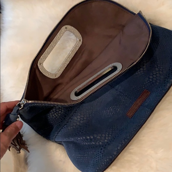 BCBGMAXAZRIA Clutch - Picture 6 of 6